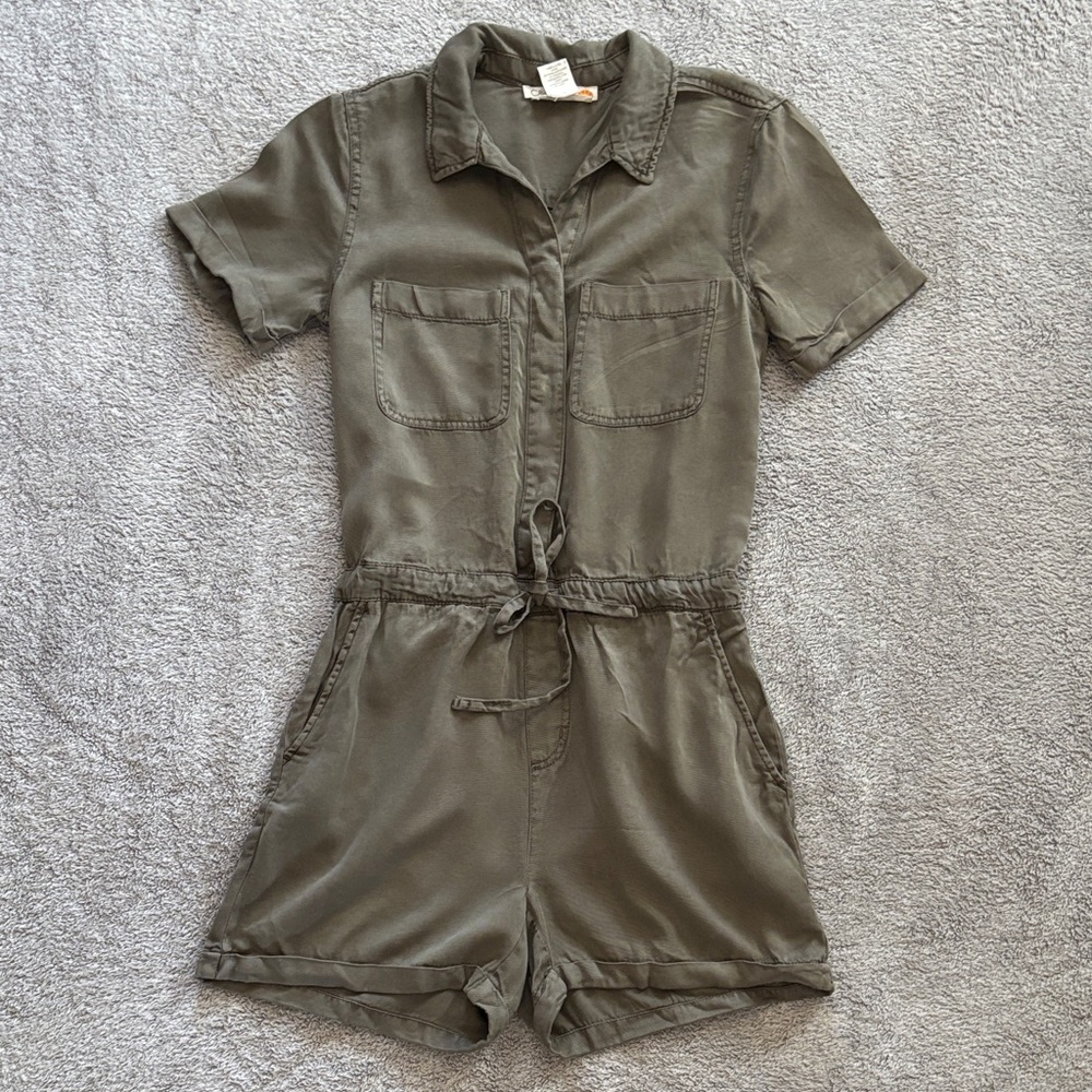C&C California Khaki Short Sleeve Romper